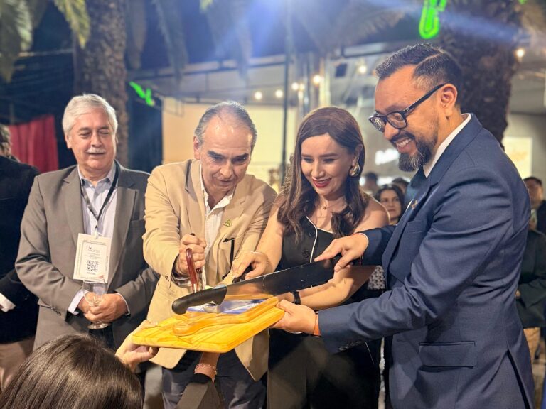 FEICOBOL INAUGURA VINOFEST 2026 CON LA PARTICIPACIÓN DE CERCA DE 70 EMPRESAS EN EL RECINTO FERIAL ALALAY